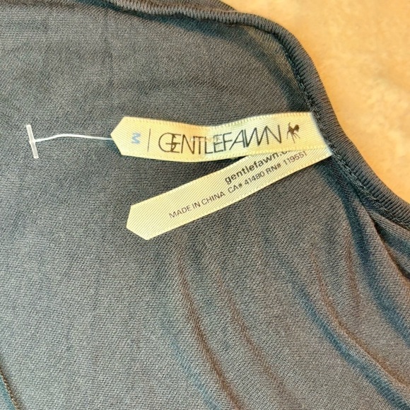 Gentlefawn Top Medium Black Grey Lightweight Viscose Super Soft Long Sleeves - Picture 12 of 15